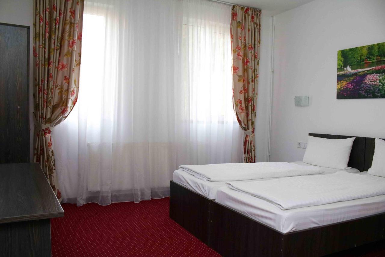 Pensiunea Casa Helis Sibiu Exterior foto